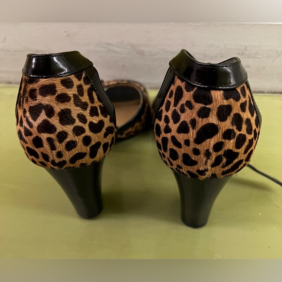Authentic YSL Cheetah Heels Size 8.5 - Picture 3 of 6